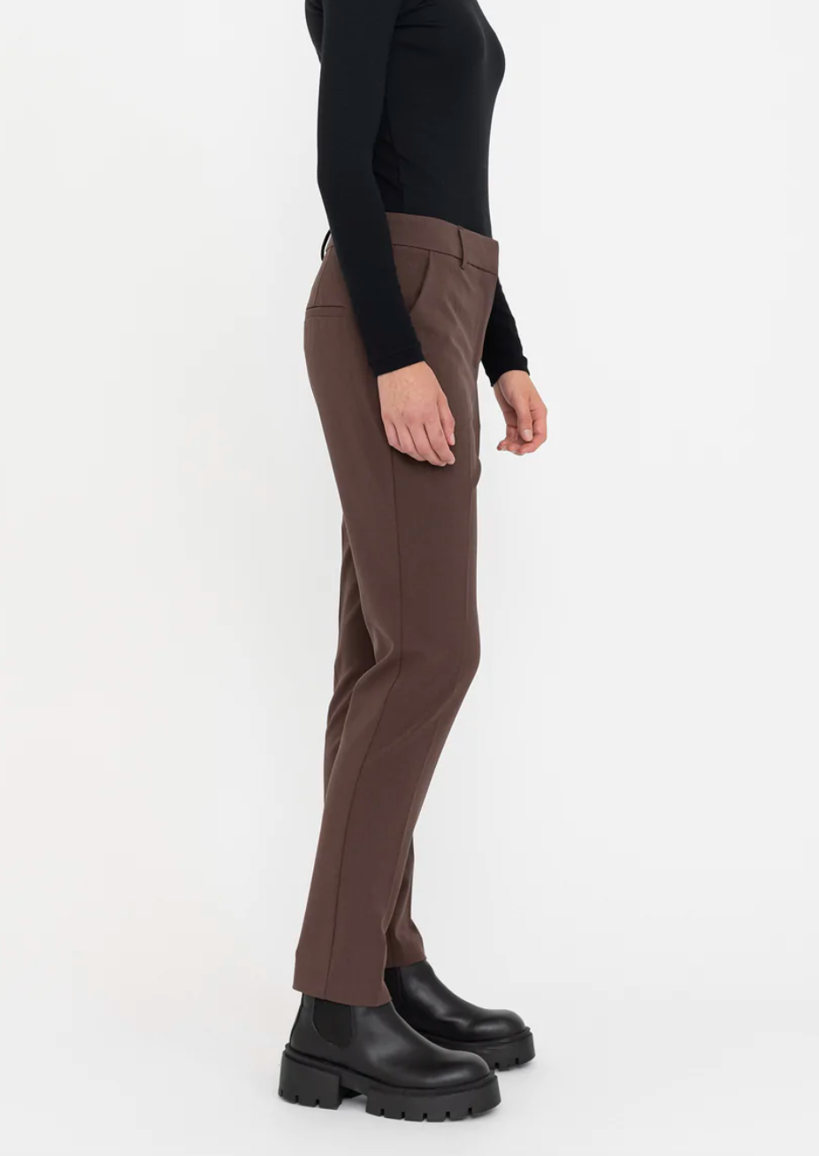 Vilja Mid-Waist Pant